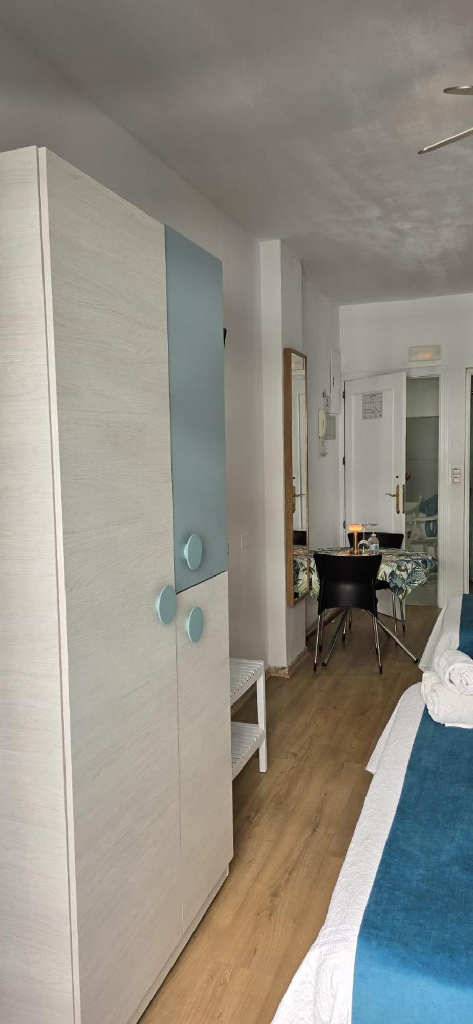 Candisol Cozy Inns Torremolinos Exterior foto
