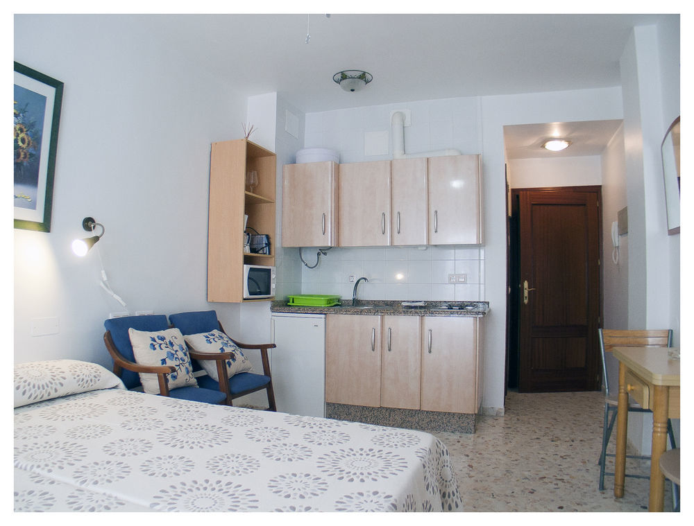 Candisol Cozy Inns Torremolinos Exterior foto